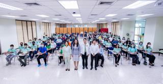 การพัฒนาทักษะบุคลากรต่อการนำเสนอผลงาน และการพัฒนาบุคลิกภาพ การสร้างภาพลักษณ์ สู่การให้บริการที่เป็นเลิศ